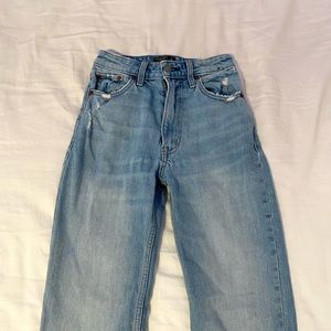 abercrombie high waisted straight jeans size 00